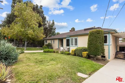 Exterior - 10405 Pinyon Ave, Tujunga, CA 91042 photo 1 of 5