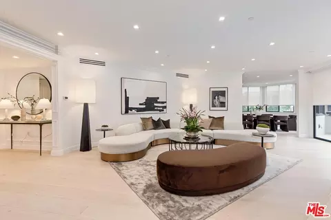 300 N Swall Dr #356, Beverly Hills, CA 90211
