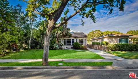 3017 Virginia Ave, Santa Monica, CA 90404