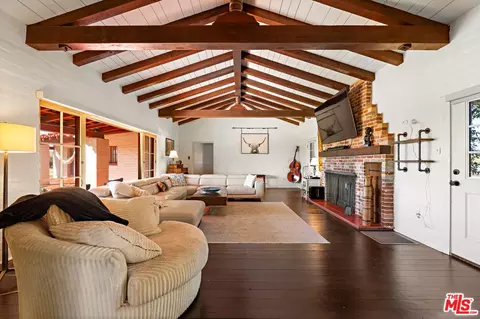 Living - 15617 Mondamon Rd, Apple Valley, CA 92307 photo 2 of 5