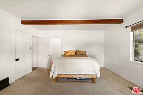 Bedroom - 15617 Mondamon Rd, Apple Valley, CA 92307 photo 7 of 7