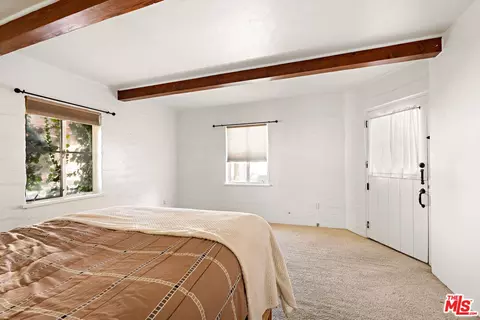 Bedroom - 15617 Mondamon Rd, Apple Valley, CA 92307 photo 6 of 7