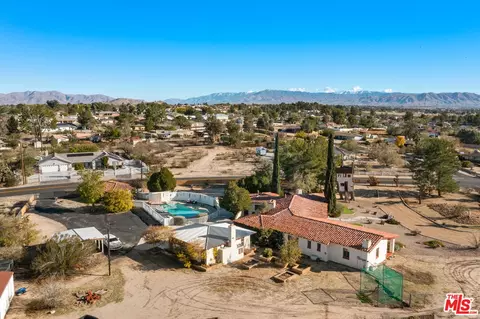 View/Area - 15617 Mondamon Rd, Apple Valley, CA 92307 photo 2 of 5