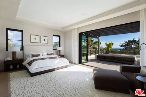 Bedroom - 1437 S Jameson Ln, Montecito, CA 93108 photo 4 of 4