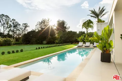 Exterior - 1437 S Jameson Ln, Montecito, CA 93108 photo 3 of 6
