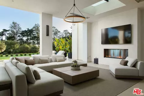 Living - 1437 S Jameson Ln, Montecito, CA 93108 photo 3 of 6