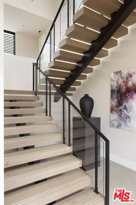 Entry Way - 1437 S Jameson Ln, Montecito, CA 93108 photo 2 of 2