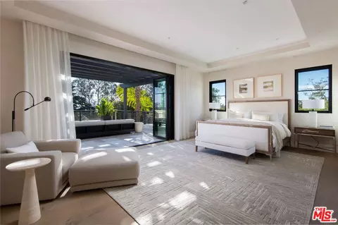 Bedroom - 1437 S Jameson Ln, Montecito, CA 93108 photo 3 of 4
