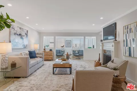 4350 Via Dolce #211, Marina Del Rey, CA 90292