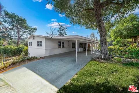 Exterior - 41322 De Luz Rd, Fallbrook, CA 92028 photo 2 of 8