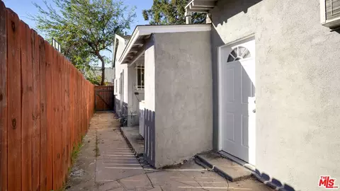 46 E Montana St, Pasadena, CA 91103 photo 31