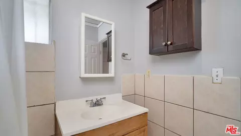 46 E Montana St, Pasadena, CA 91103 photo 26