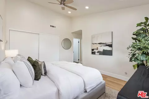 164 W 220th St #10, Carson, CA 90745 photo 24