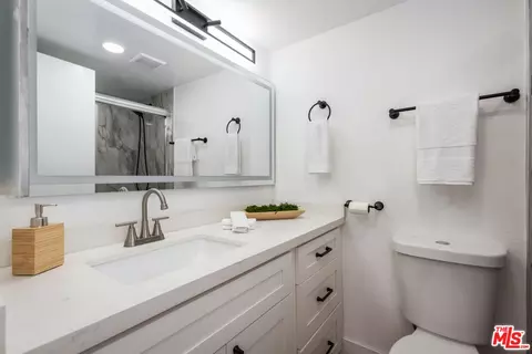 164 W 220th St #10, Carson, CA 90745 photo 34