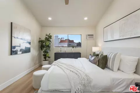 164 W 220th St #10, Carson, CA 90745 photo 22