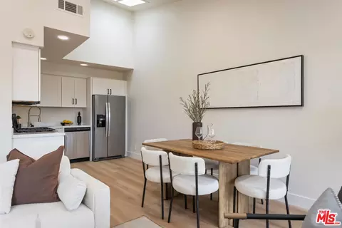 164 W 220th St #10, Carson, CA 90745 photo 10