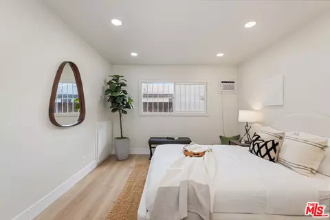 164 W 220th St #10, Carson, CA 90745 photo 31