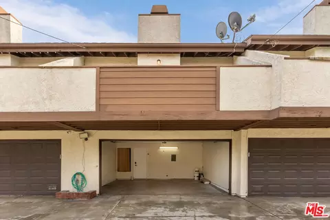 164 W 220th St #10, Carson, CA 90745 photo 36