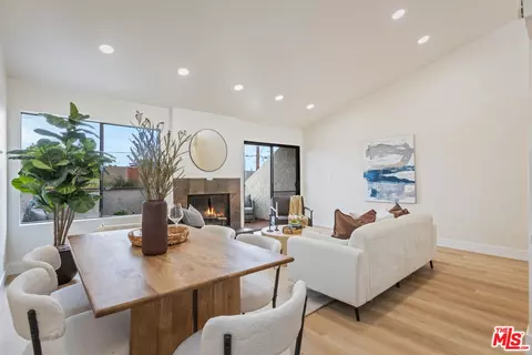164 W 220th St #10, Carson, CA 90745 photo 8