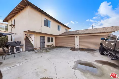 Exterior - 1925 Wallace Ave, Costa Mesa, CA 92627 photo 2 of 4