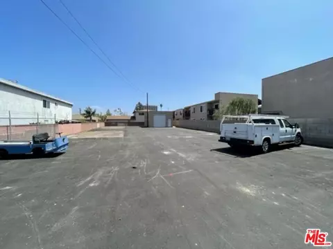 Other - 1925 Wallace Ave, Costa Mesa, CA 92627 photo 2 of 4