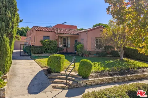 10582 Cheviot Dr, Los Angeles, CA 90064