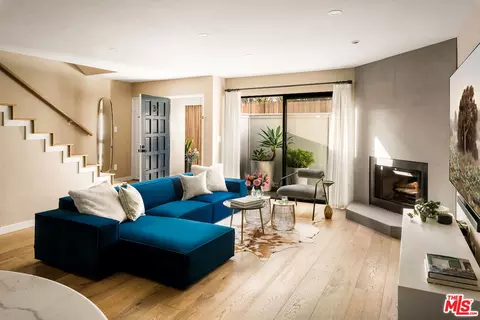 1128 15th St #3, Santa Monica, CA 90403
