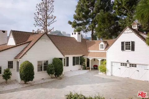 11630 Bellagio Rd, Los Angeles, CA 90049