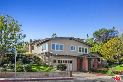 1305 Duende Ln, Pacific Palisades, CA 90272
