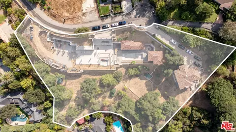 View/Area - 3721 Eureka Dr, Studio City, CA 91604 photo 1 of 4