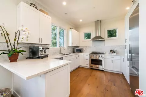 Kitchen - 3721 Eureka Dr, Studio City, CA 91604 photo 1 of 2