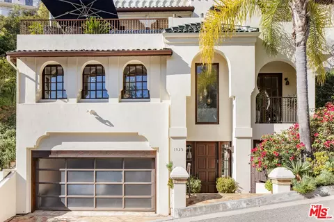 1925 Curson Pl, Los Angeles, CA 90046