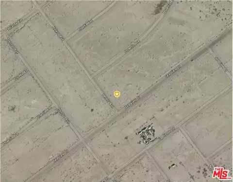 2125 Sea View Dr, Thermal, CA 92274