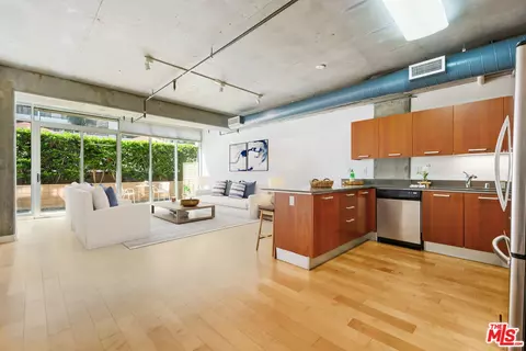 645 W 9th St #237, Los Angeles, CA 90015