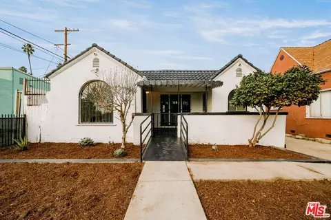 613 E 76th Pl, Los Angeles, CA 90001