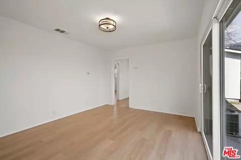 1563 Elizabeth St, Pasadena, CA 91104 photo 6
