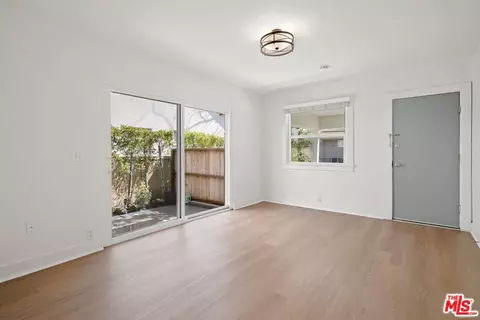 1563 Elizabeth St, Pasadena, CA 91104 photo 4