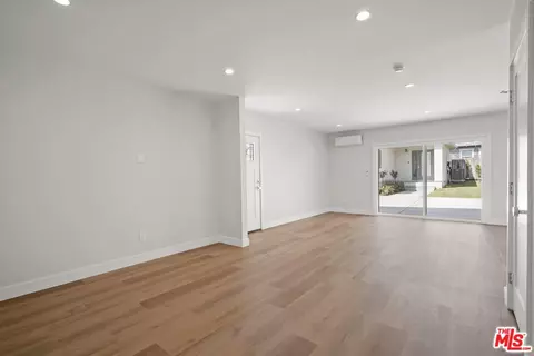1563 Elizabeth St, Pasadena, CA 91104 photo 12