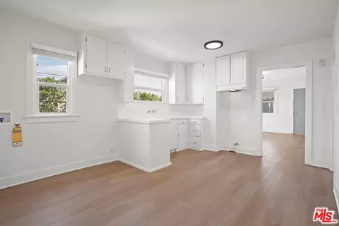 1563 Elizabeth St, Pasadena, CA 91104 photo 9