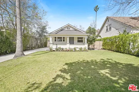 1563 Elizabeth St, Pasadena, CA 91104 photo 3