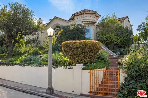 2608 Ivanhoe Dr, Los Angeles, CA 90039