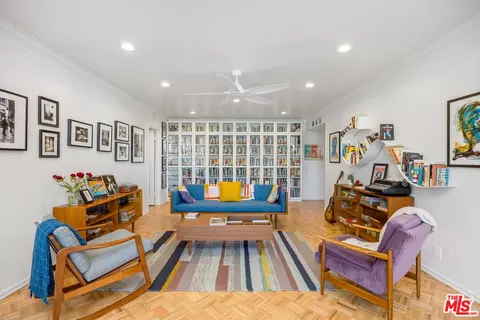 4487 Colbath Ave #310, Sherman Oaks, CA 91423