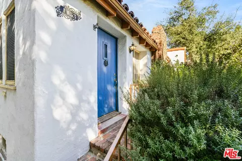 1153 Ruberta Ave, Glendale, CA 91201 photo 2