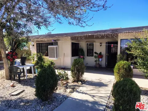 8178 Kingston Ave, Hesperia, CA 92345
