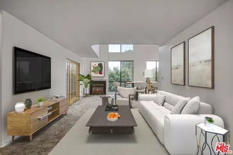 13331 Moorpark St #352, Sherman Oaks, CA 91423