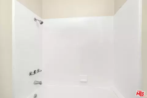 14805 Erwin St, Van Nuys, CA 91411 photo 5