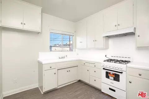 14805 Erwin St, Van Nuys, CA 91411 photo 6