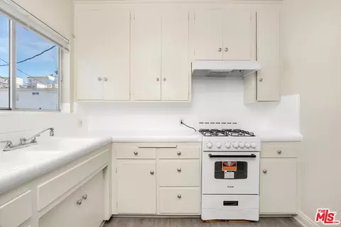 14805 Erwin St, Van Nuys, CA 91411 photo 7