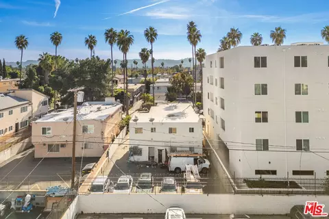 14805 Erwin St, Van Nuys, CA 91411 photo 23