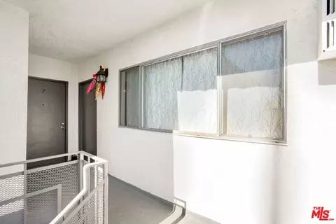 14805 Erwin St, Van Nuys, CA 91411 photo 11